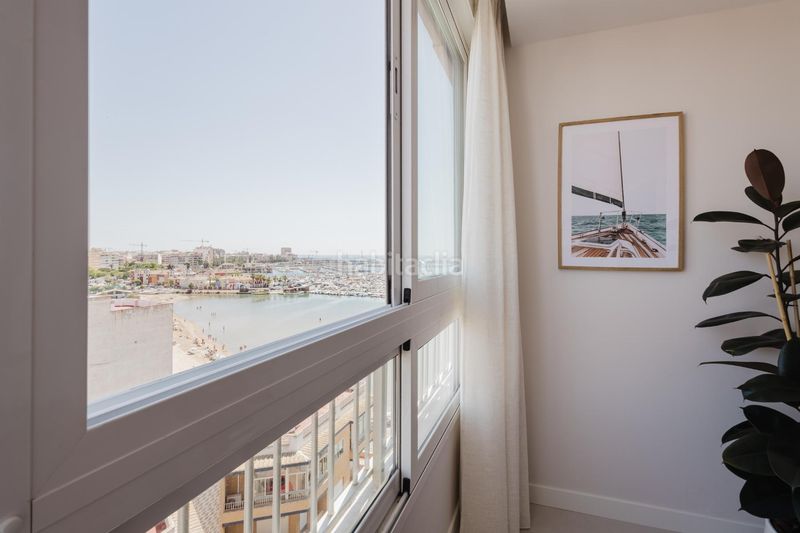 Foto dca08254-c6d2-4829-b56d-014205a57d46. Apartament amb piscina a El Acequión Torrevieja