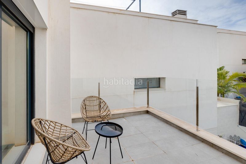 Foto e5cdc496-e6b6-4aa7-98eb-35c9b92f68d1. Xalet a Los Almendros Orihuela