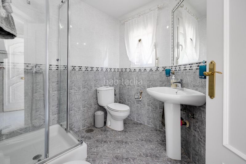 Foto 2dba2435-7025-4a73-b5c8-7724c3edc5ce. Xalet amb aparcament a La Regia Orihuela