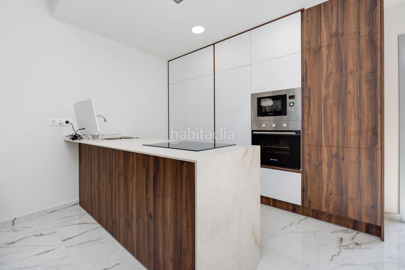 Foto 46518425-c5d3-4e97-84f4-b176ebe2251d. Apartament amb piscina a San Miguel de Salinas