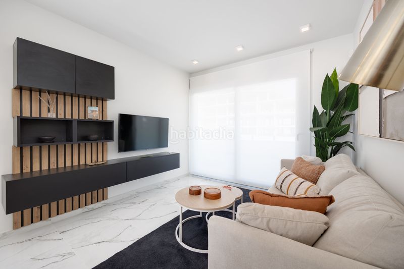 Foto d4ae2427-9bd4-49b6-8bec-709165e62098. Apartament amb piscina a San Miguel de Salinas