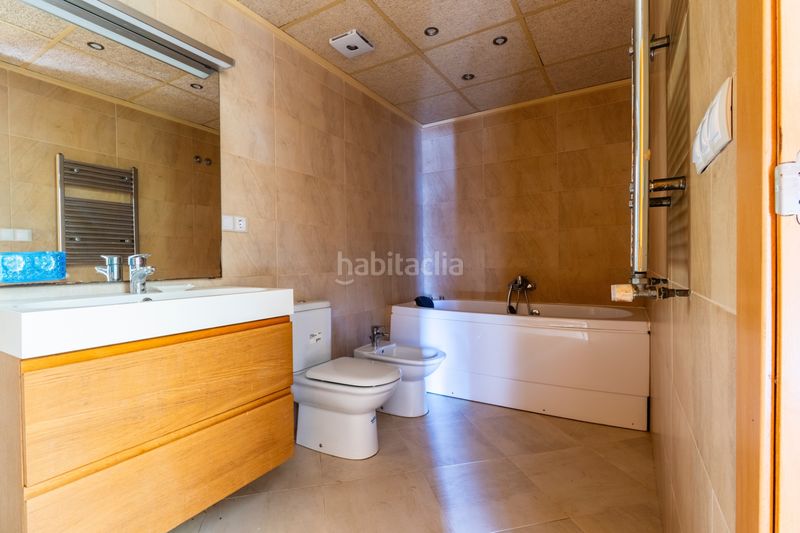 Foto 5c5ea9ae-75c9-48f3-9552-2c9ed54a9cd3. Xalet amb piscina a Los Almendros Orihuela