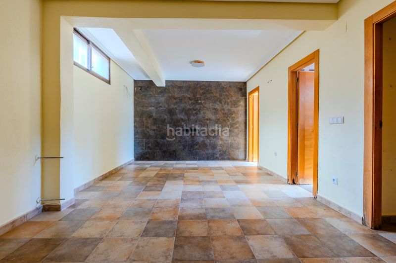 Foto 7d044116-c713-4e2e-9aee-1cf9fb913916. Xalet amb piscina a Los Almendros Orihuela