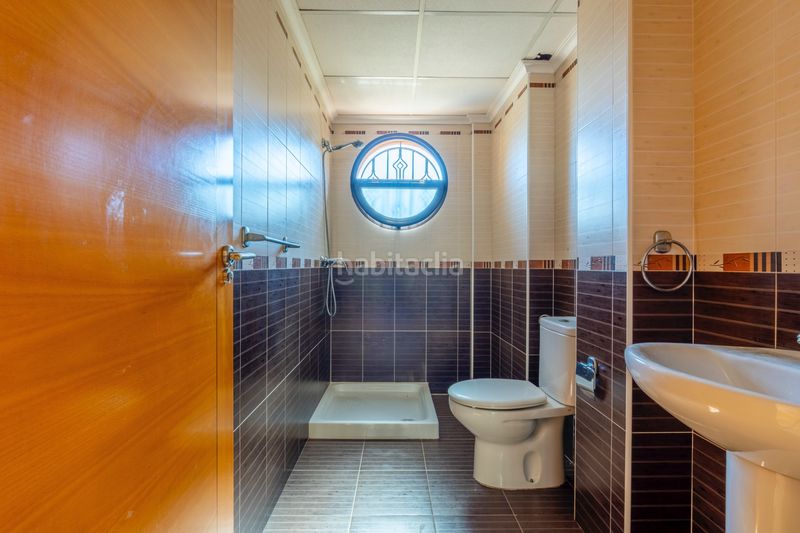 Foto d092121b-f3be-41e8-ace9-271f886a5532. Xalet amb piscina a Los Almendros Orihuela