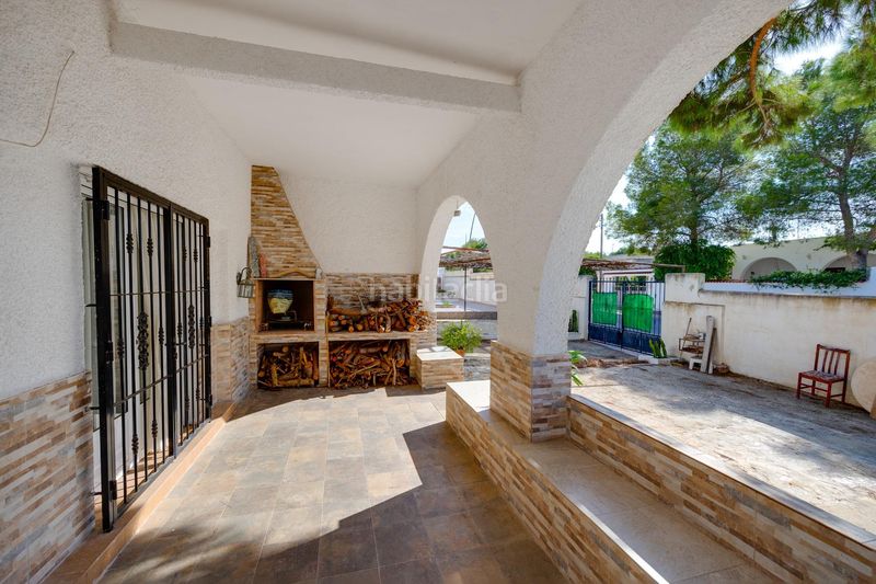 Foto d72f41c5-d37e-46fc-b17a-4bd2105e8cd8. Casa aparellada a La Florida Orihuela