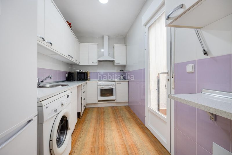 Foto ecaa44ed-4637-49ef-8324-58a637c05dee. Casa aparellada a La Florida Orihuela