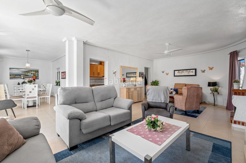 Foto 35077ee2-3242-40b4-b020-501d07d0cdfa. Xalet amb piscina a Rojales