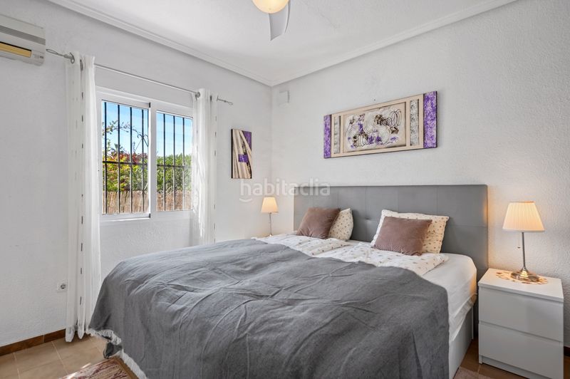 Foto 4a371cd1-b0fa-42d0-a9a9-756dfdd00888. Xalet amb piscina a Rojales