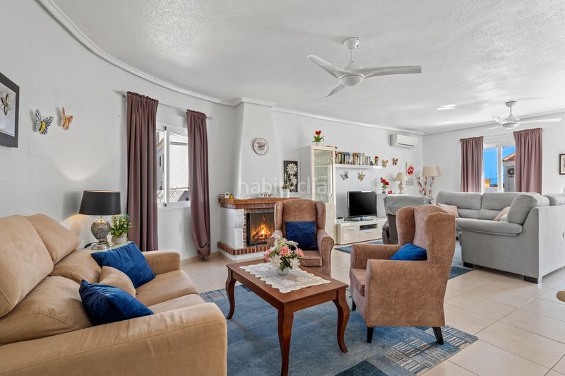 Foto 7433894f-d060-4755-b4b3-bb65edad6f37. Xalet amb piscina a Rojales