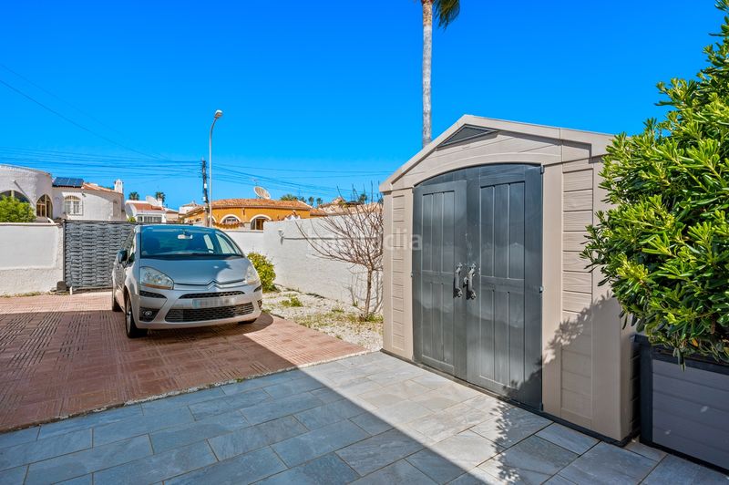 Foto d8d20317-769b-4596-a64a-6432e859f00f. Xalet amb piscina a Rojales