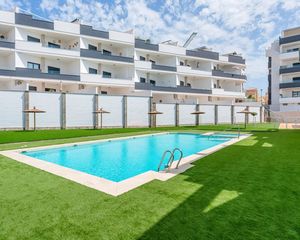 Apartament a La Florida. Proyecto de obra nueva a pequentildea escala en venta en los alt