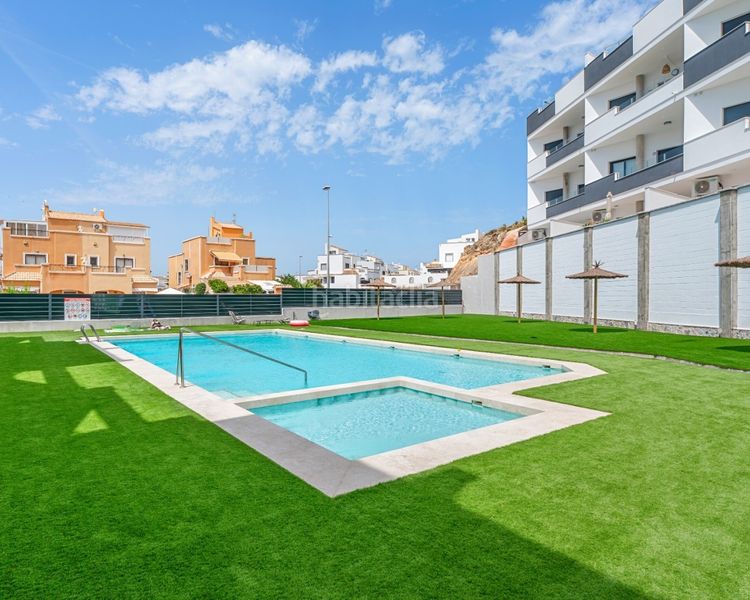 Foto 069312c9-82bb-49ea-a600-4da58de5fefa. Apartament amb aparcament piscina a La Florida Orihuela