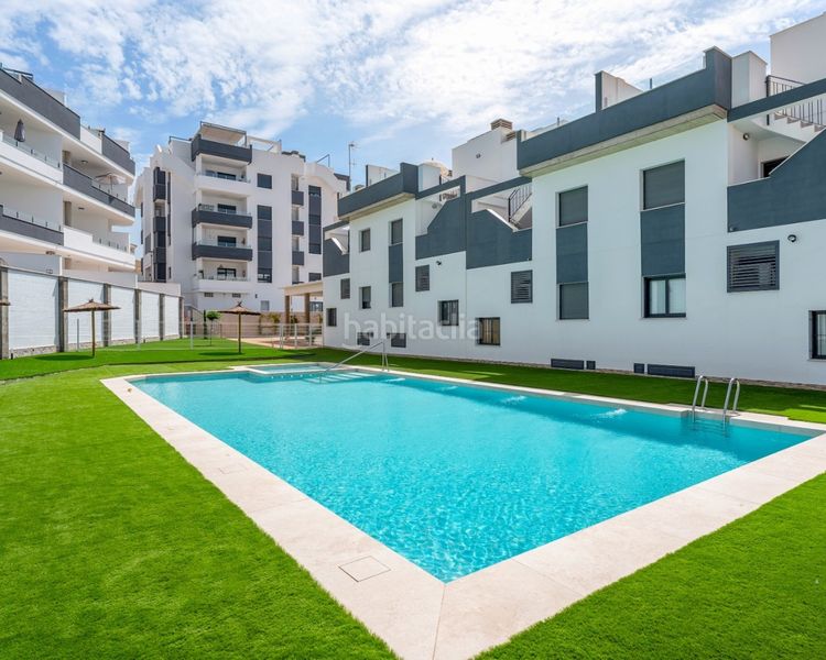 Foto 779bef0b-c2d4-44a7-af0c-a49adf448133. Apartament amb aparcament piscina a La Florida Orihuela