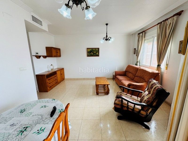 Foto b060eb5a-abae-4f8b-8c15-5148412286e6. Apartament amb piscina a nueva Torrevieja Torrevieja