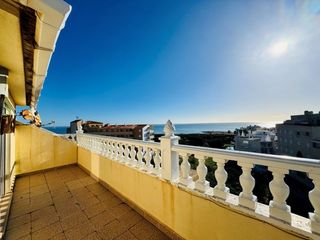 Penthouse in El Moncayo - El Pòrtic. Vivienda situada en una de las mejores urbanizaciones de la mata