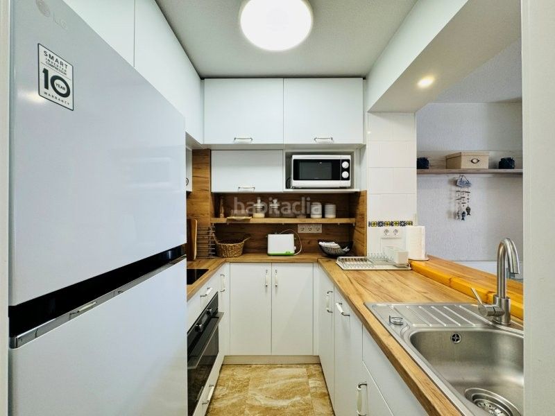 Foto f9b56b13-a734-43b2-80be-fffdcc704fef. Planta baixa a Gaspar Perelló Torrevieja