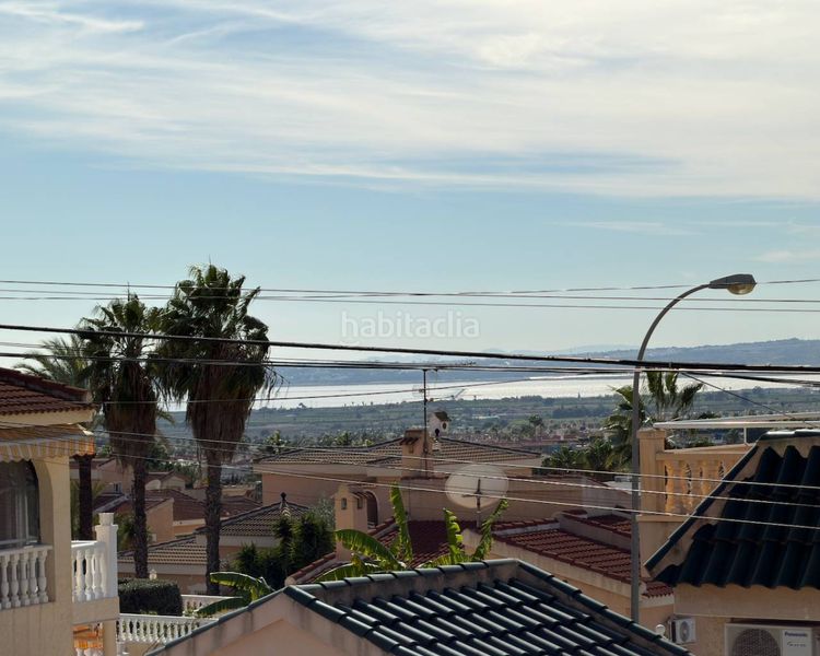 Foto 1c8e692c-9c27-41b9-83a2-8a7260450198. Xalet amb piscina a Rojales