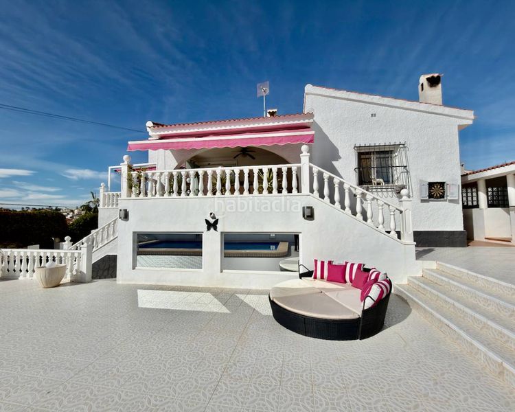 Foto e3603d28-d560-4609-92a0-ad9ea9fad9a1. Xalet amb piscina a Rojales