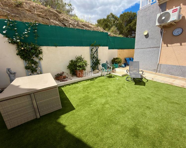 Foto b935f35b-2fcc-4ce1-9e26-f41ce244d5d3. Xalet a Rojales