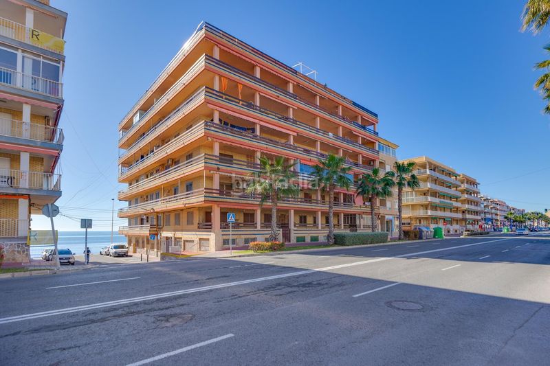 Foto 77bd3a22-a6cb-4f5b-85c3-a0db76cec799. Planta baixa a Playa de los Náufragos Torrevieja