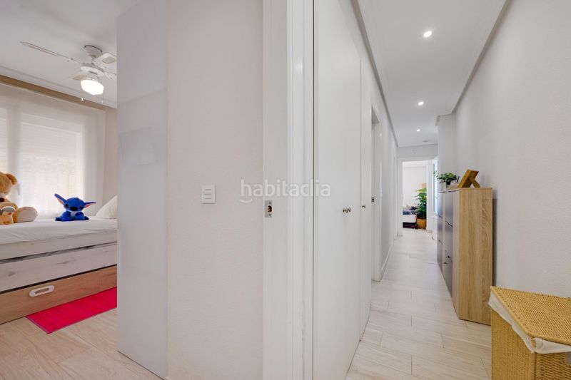 Foto c18f235b-3a49-4e02-9f62-404fde16fb90. Planta baixa a Playa de los Náufragos Torrevieja