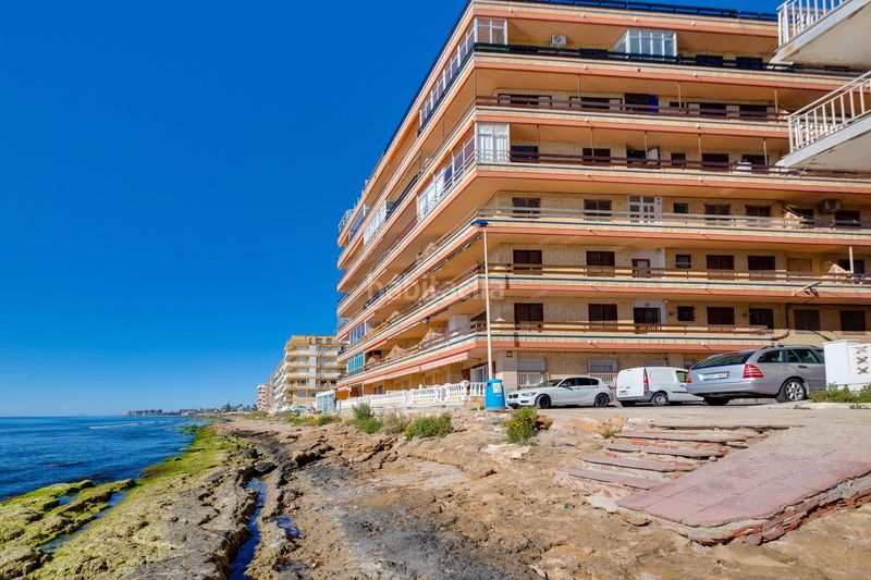 Foto ff196805-33e6-4225-9724-bddf984b72dc. Planta baixa a Playa de los Náufragos Torrevieja