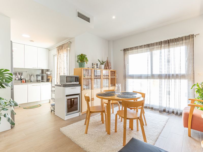 Foto 01bd6ac4-2b69-4060-a32d-e300f38d6233. Apartament amb piscina a nueva Torrevieja Torrevieja