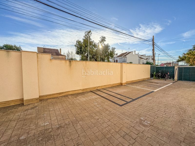 Foto 24218cc8-4f89-4f08-935a-0ebe1a17248c. Apartament amb piscina a nueva Torrevieja Torrevieja