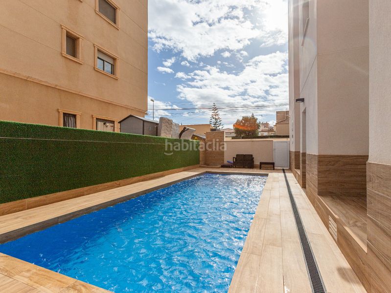 Foto 8a3a8035-f0ec-4d1e-874c-959ef3fc81ec. Apartament amb piscina a nueva Torrevieja Torrevieja