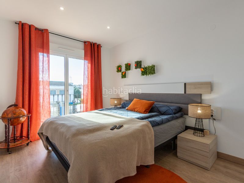 Foto 614ca270-0634-45a4-a695-a566f559b0cb. Chalet avec parking piscine dans Los Balcones-Los Altos Torrevieja