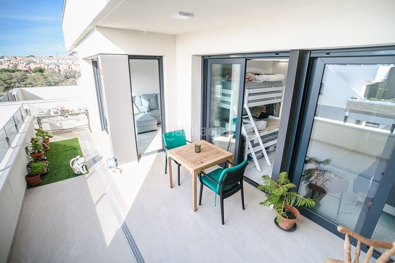 Foto 6f8bee9a-c743-42b4-8e3f-c8f2352268ee. Àtic amb piscina a La Florida Orihuela