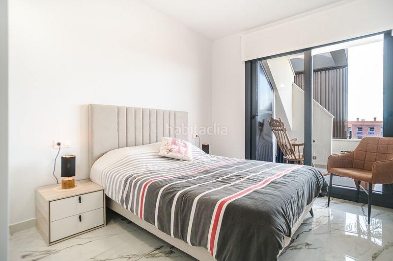 Foto 8d15f9ea-60a5-4036-83e2-799ba80d08da. Àtic amb piscina a La Florida Orihuela