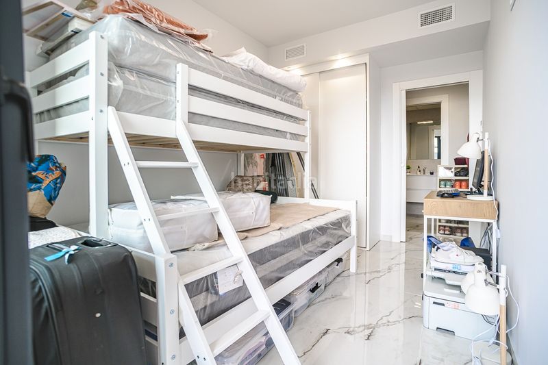 Foto 9964f1f3-f914-46cc-b35e-44d3561bfc08. Àtic amb piscina a La Florida Orihuela