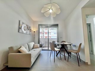 Apartament a Centro - Muelle Pesquero. En pleno corazoacuten de torrevieja, te presentamos este magniac