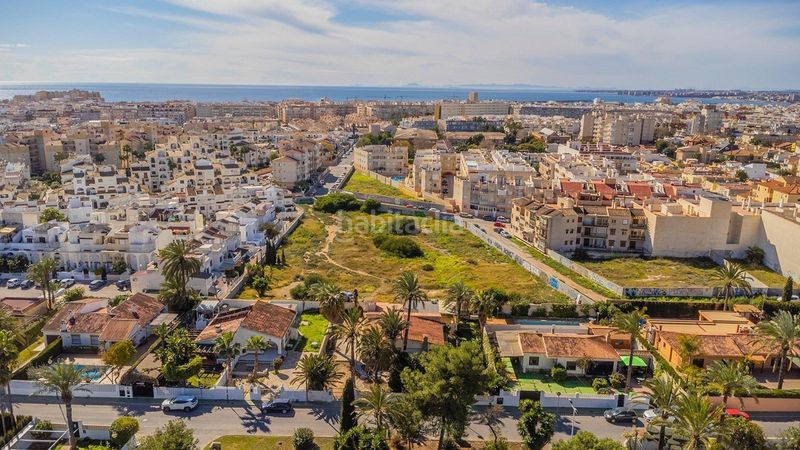 Foto 0b16b856-7998-456d-8503-b13f9668901d. Casa adossada amb piscina a nueva Torrevieja Torrevieja