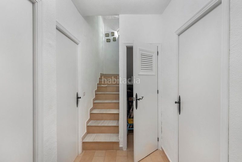 Foto 5a7ffd3f-0d45-428e-92ee-0e63de9a5c1a. Casa adossada amb piscina a nueva Torrevieja Torrevieja