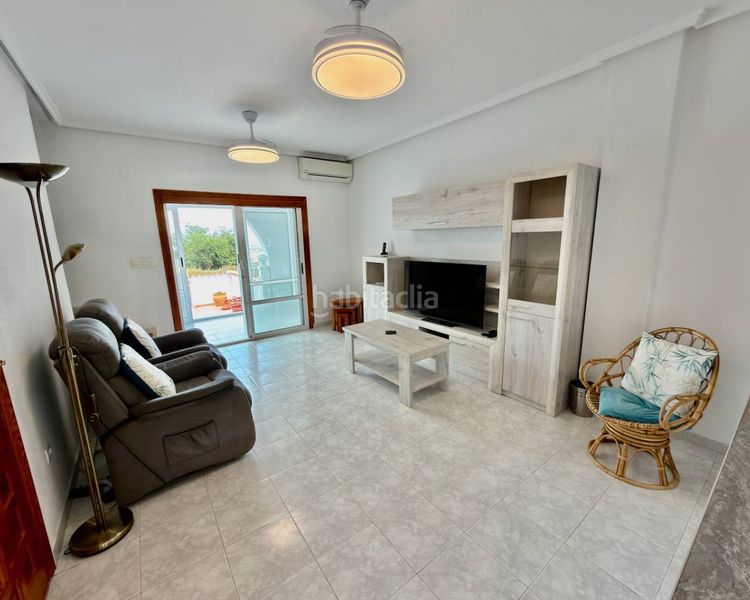 Foto 53abeb27-7470-45a3-ac94-357fccb9bd14. Casa adosada ... en Rojales