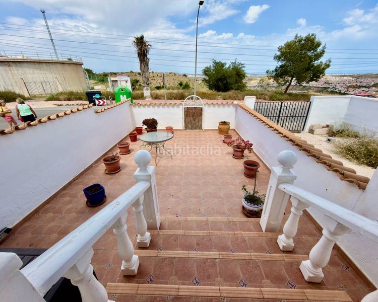 Foto d6b1fa2e-2b30-44bd-99eb-fd289b08d93d. Casa adosada ... en Rojales