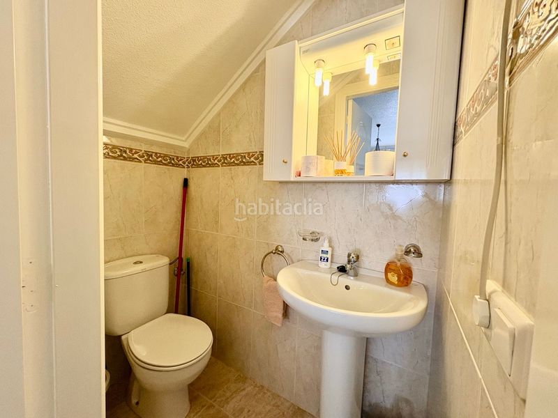 Foto c6608f57-722f-459e-9dd7-b9f6ae27d4bc. Casa adossada amb piscina a Rojales