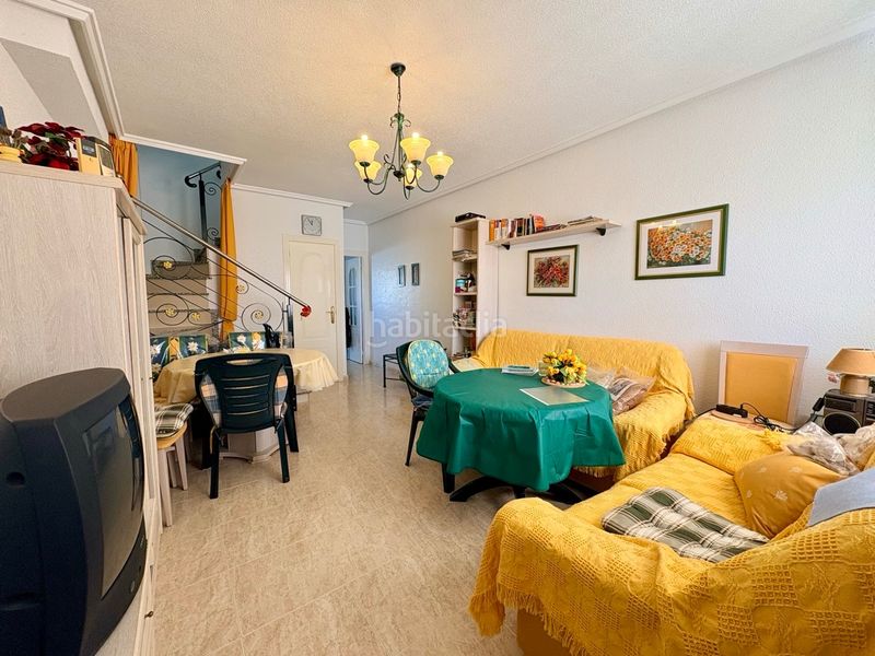 Foto e00d1508-9414-4ae7-85d9-4a86990d6887. Casa adossada amb piscina a Rojales