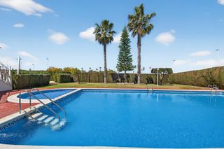Àtic a Parque Acuático - Sector 25. Apartamento luminoso y acogedor con orientacioacuten sur y sol d