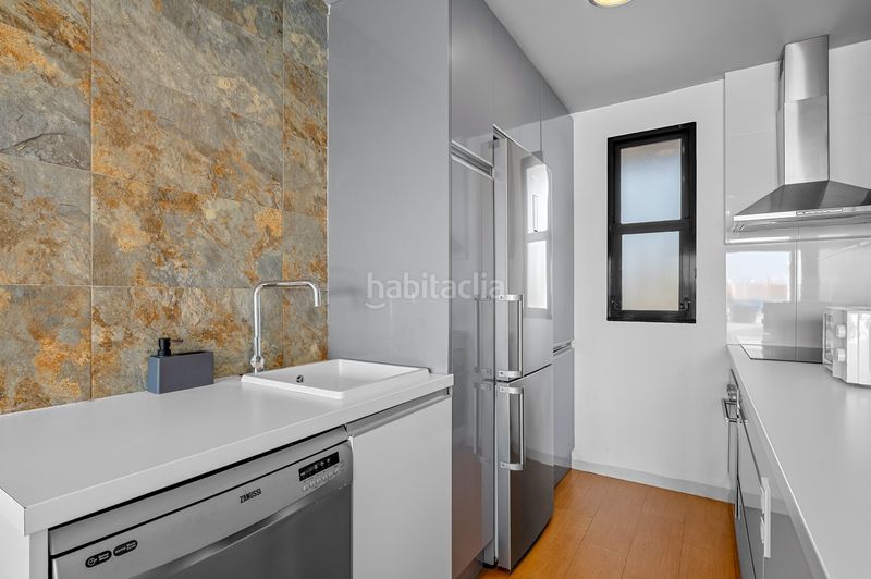 Foto 5c5dd157-8ff5-42d7-a5e5-ba8a96f007c4. Apartament amb piscina a La Zenia Orihuela
