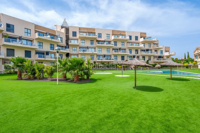 Foto 9a6cac4b-8939-4ded-9b4a-46692df3582c. Apartament amb piscina a La Zenia Orihuela