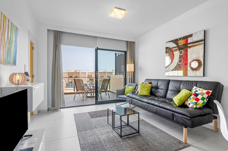 Foto b2885477-9a50-4c98-8278-3a2db1f1a93c. Apartament amb piscina a La Zenia Orihuela