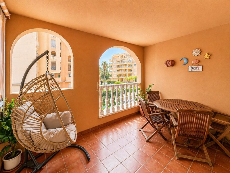 Foto 8207b0d7-e160-459e-baff-74c853edbc49. Apartament amb aparcament piscina a Zona Playa de los Locos Torrevieja