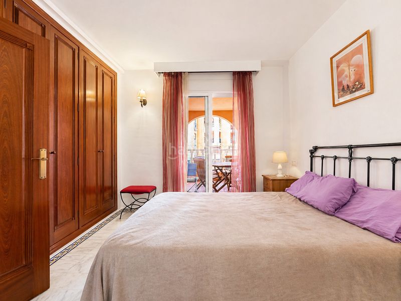 Foto ee196a28-33f6-400b-bf09-c7724e9d8a4d. Apartament amb aparcament piscina a Zona Playa de los Locos Torrevieja