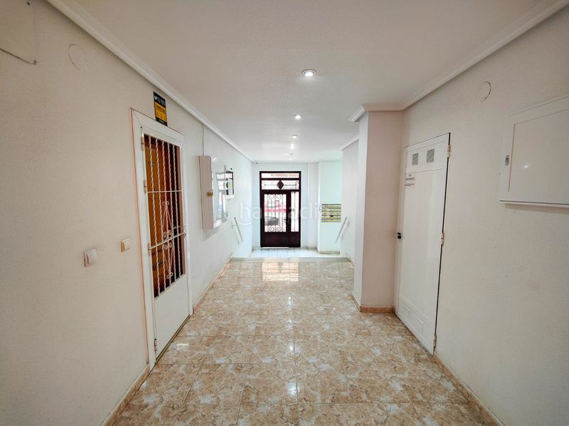 Foto 32694683-f017-449a-bff2-e87bf15028e8. Apartament amb aparcament piscina a Antonio Machado Torrevieja