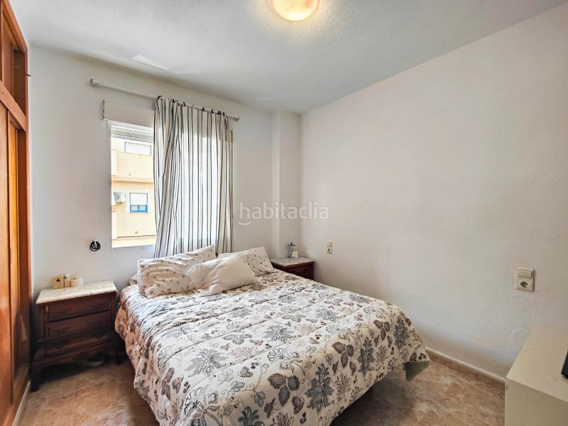 Foto 8313fdf5-0d57-48eb-b7df-80288eafbc09. Apartament amb aparcament piscina a Antonio Machado Torrevieja
