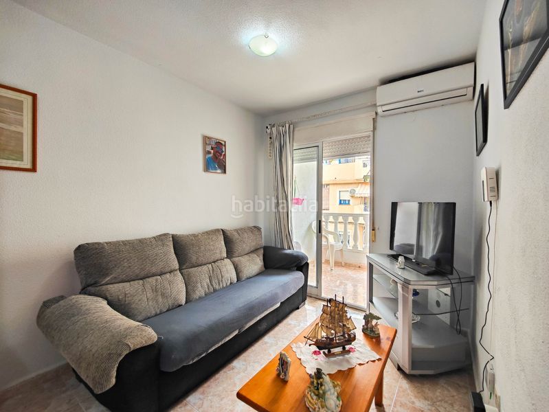 Foto e52ee429-a135-4515-af90-9fe36572ae45. Apartament amb aparcament piscina a Antonio Machado Torrevieja