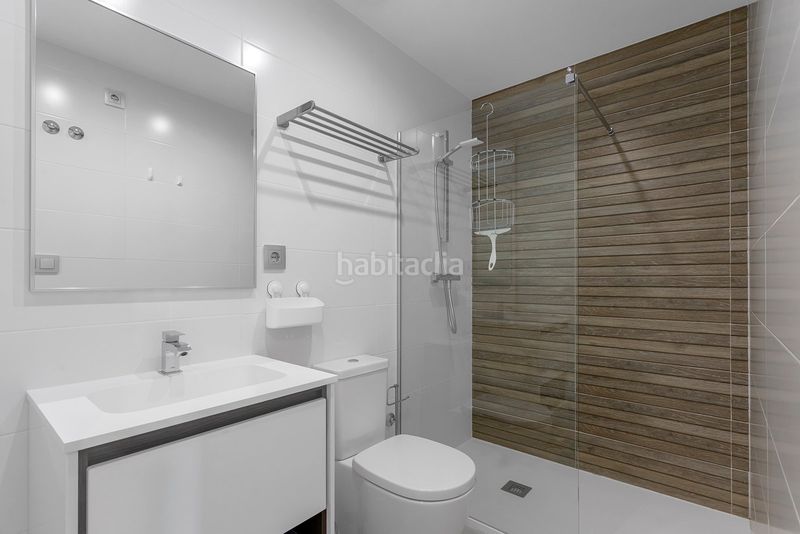 Foto c09e001d-0852-4107-96a6-3a4b127023a5. Planta baixa amb piscina a Jacarilla